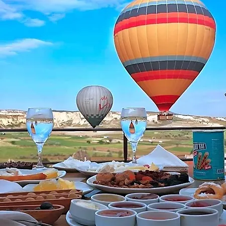 Hotel Seki Cave - Wake Up To Hot Air Balloons Avanos