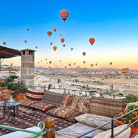 Seki Cave - Wake Up To Hot Air Balloons
