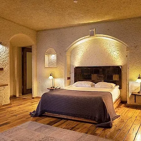 Seki Cave - Wake Up To Hot Air Balloons Hotel 3*