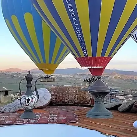 Seki Cave - Wake Up To Hot Air Balloons Avanos